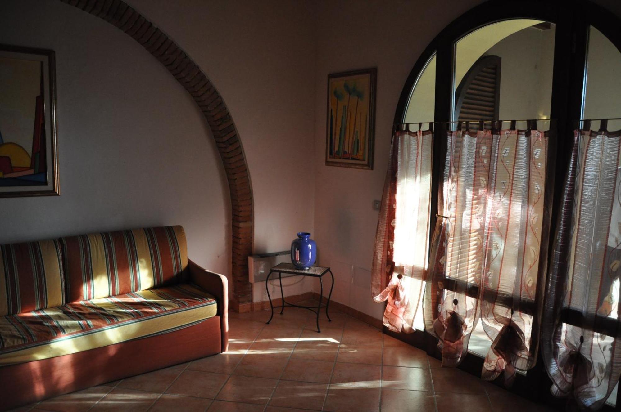 Monolocale Con Piscina S.Martino Apartment Riparbella Luaran gambar