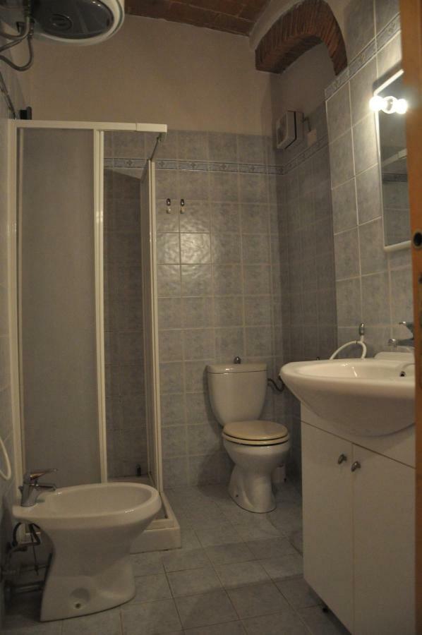 Monolocale Con Piscina S.Martino Apartment Riparbella Luaran gambar