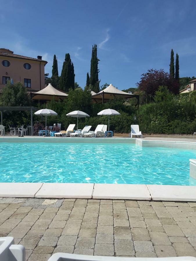 Monolocale Con Piscina S.Martino Apartment Riparbella Luaran gambar